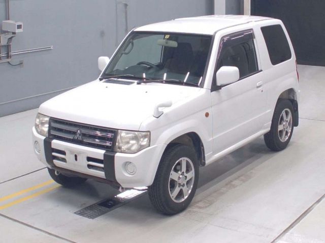 30126 MITSUBISHI PAJERO MINI 2010 г. (CAA Gifu)